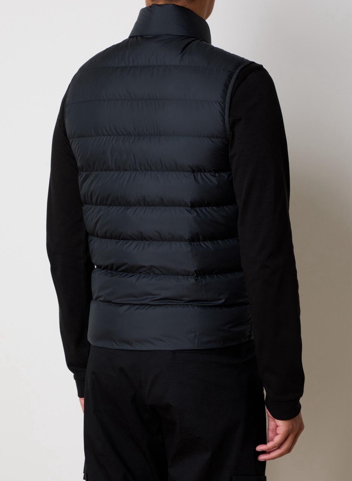 P118 Moncler Black Logo Bodywarmer Navy 2